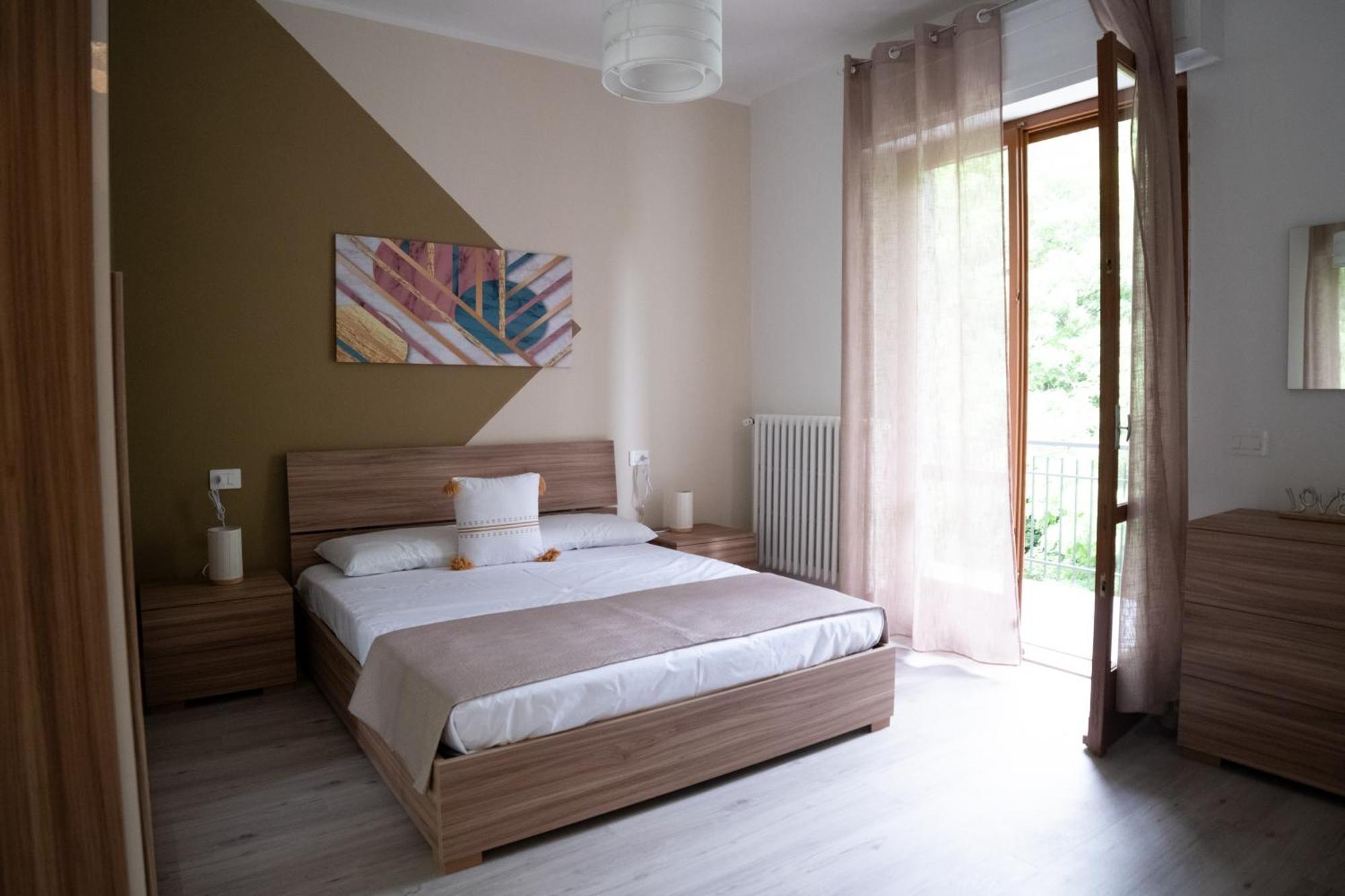 Leggiuno Casa Vacanze Aria מראה חיצוני תמונה