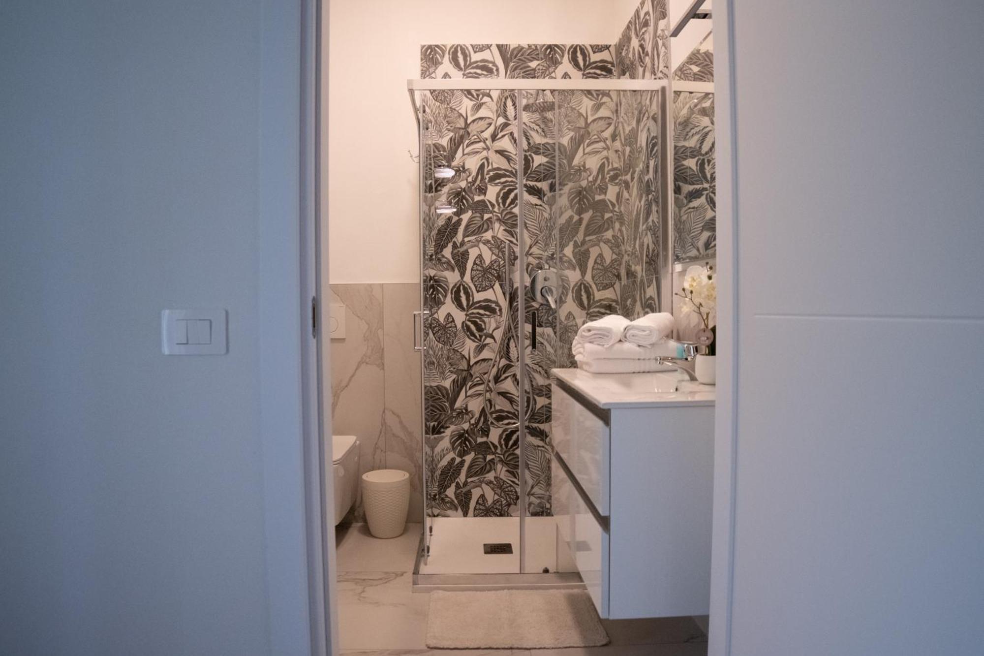 Leggiuno Casa Vacanze Aria מראה חיצוני תמונה