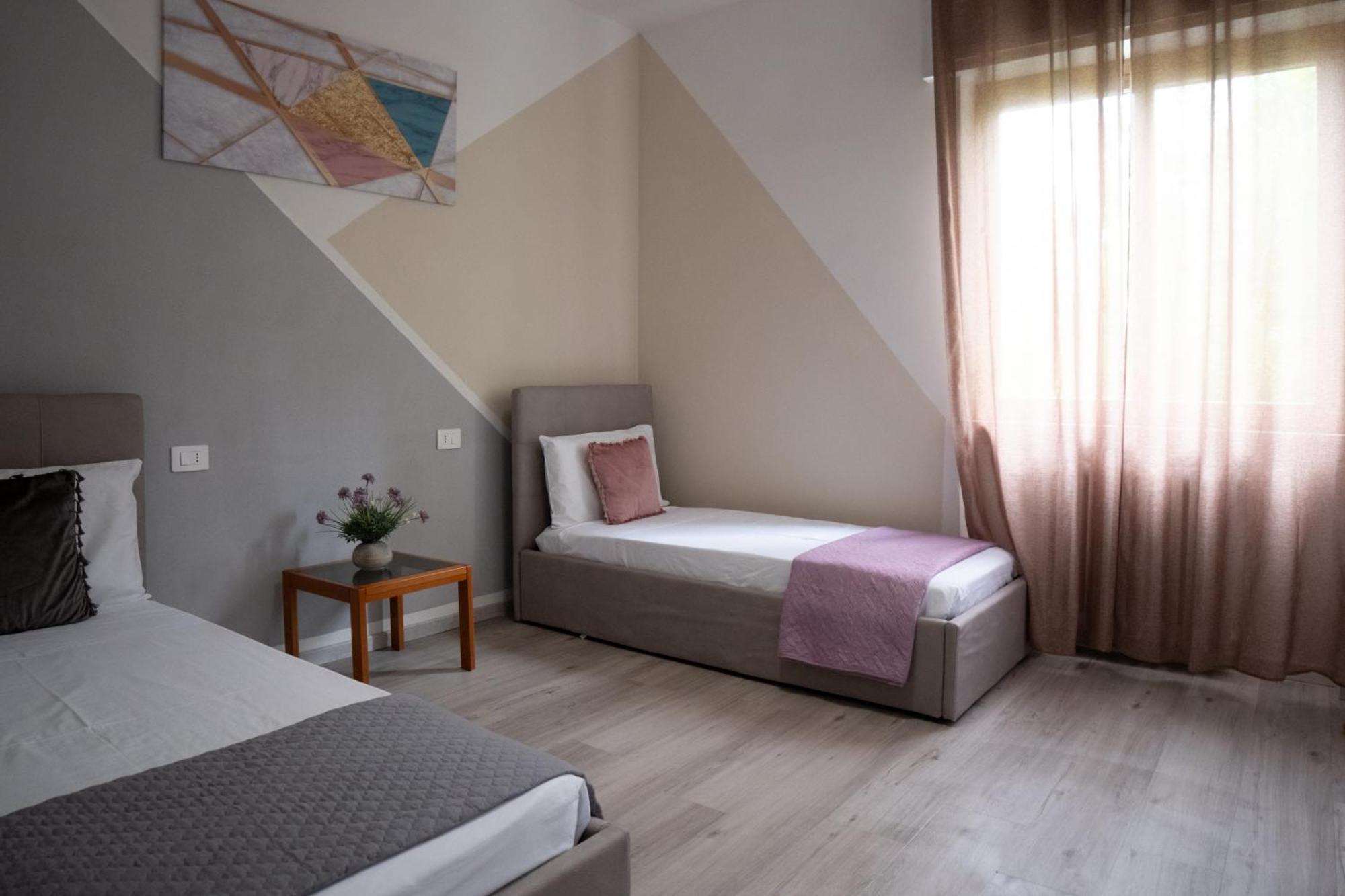 Leggiuno Casa Vacanze Aria מראה חיצוני תמונה