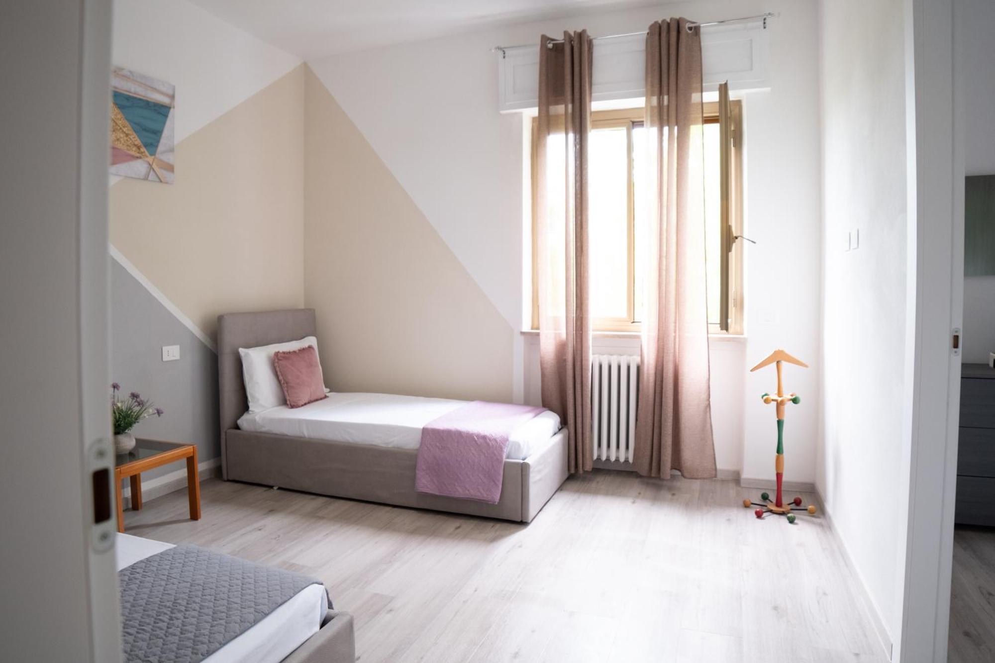 Leggiuno Casa Vacanze Aria מראה חיצוני תמונה