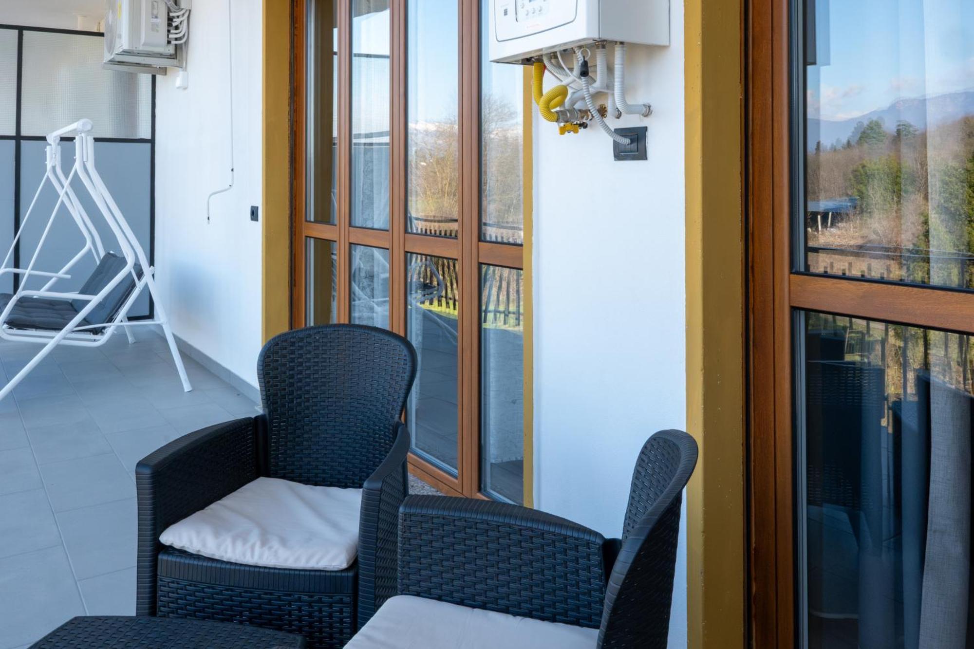 Leggiuno Casa Vacanze Aria מראה חיצוני תמונה