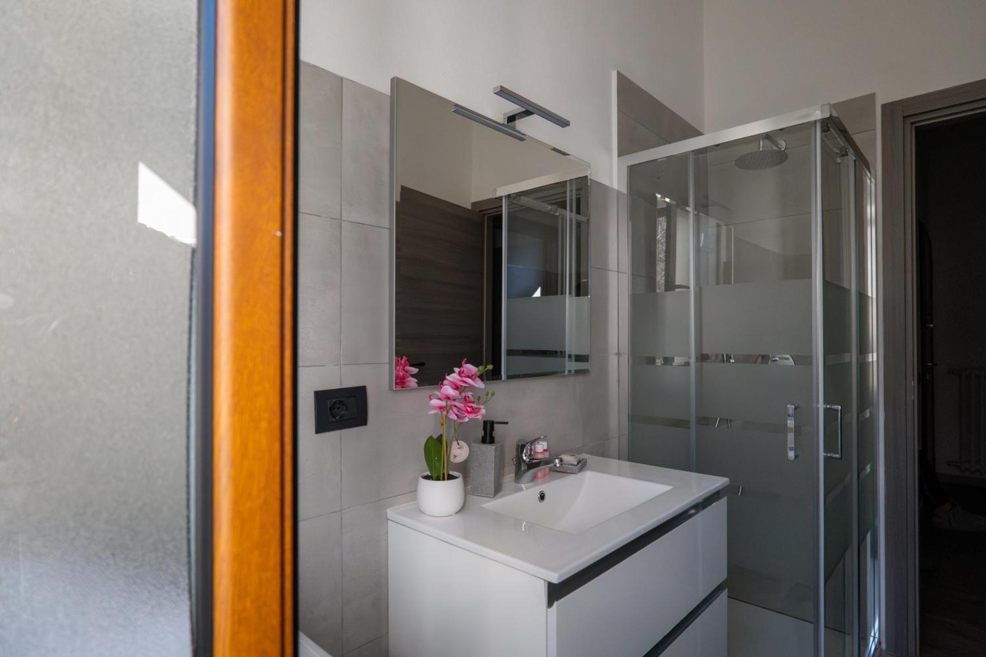 Leggiuno Casa Vacanze Aria מראה חיצוני תמונה
